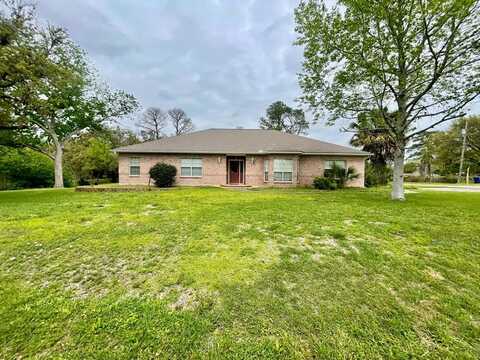 3224 Ave I, Bay City, TX 77414