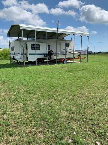 873 County Road 477, Palacios, TX 77465