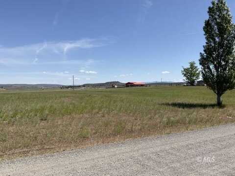 Canon Rd, Alturas, CA 96101