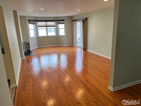 218 Bexley Lane, Piscataway, NJ 08854