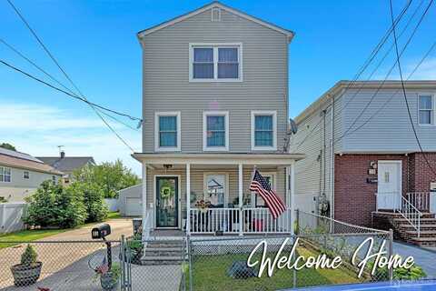 32 Christopher Street, Carteret, NJ 07008