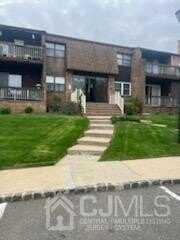 201 Sharon Garden Court, Woodbridge, NJ 07095