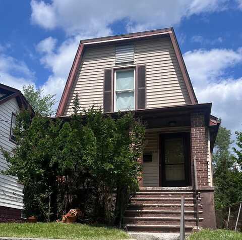 255 S 6th Avenue, Highland Park, NJ 08904