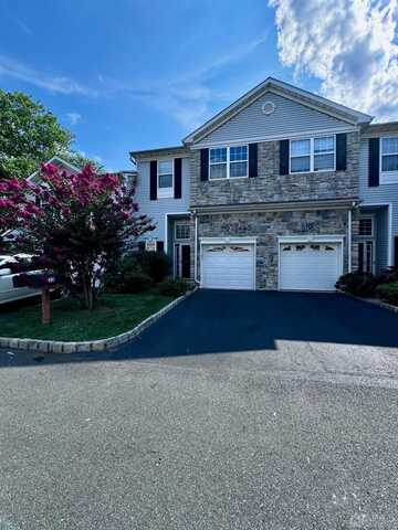 33 Chimney Court, South Amboy, NJ 08879