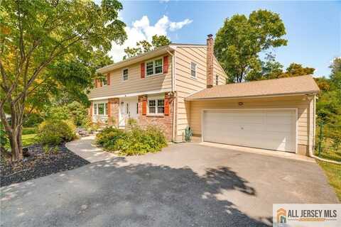 4 Carter Brook Lane, Brunswick Gardens, NJ 08540