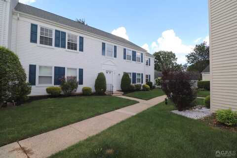 492 Somerset Lane, Monroe, NJ 08831