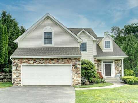 27 Ramapo Mountain Drive, Wanaque, NJ 07465