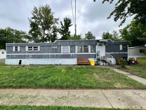 11 Maine Street, Brunswick Gardens, NJ 08852