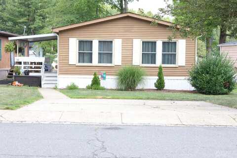 33 DEERBROOK Boulevard, North Brunswick, NJ 08902