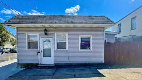 289 Hall Avenue, Perth Amboy, NJ 08861