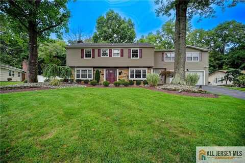 8 Dogwood Circle, Old Bridge, NJ 07747