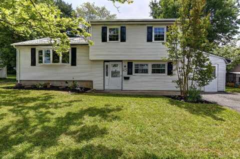 25 Creemer Avenue, Iselin, NJ 08830