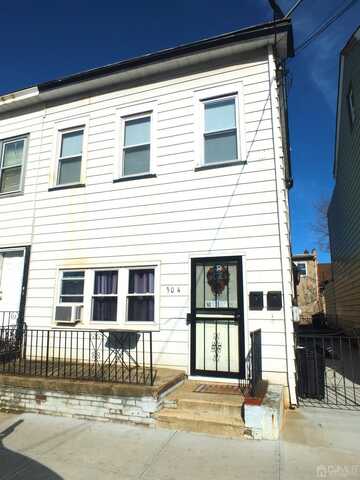 304 Hudson Street, Trenton, NJ 08611