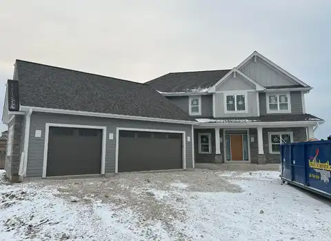 W278n6182 Serenity Dr, Sussex, WI 53089