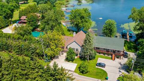 2530 Wallace Lake Rd, West Bend, WI 53090