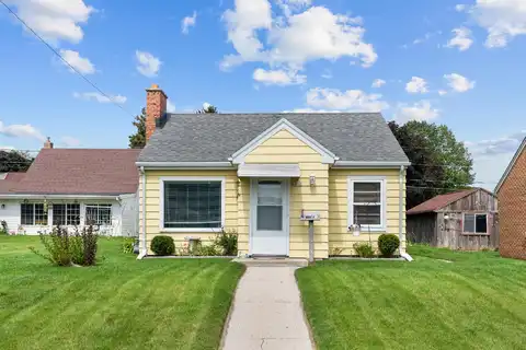 1802 Elm Ave, Sheboygan, WI 53081