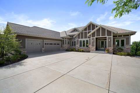 3926 Oakmont Trl, Waukesha, WI 53188