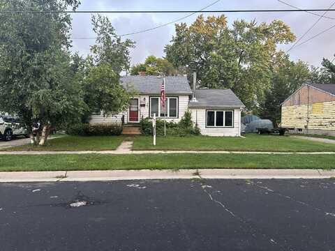 1418 S 9th St, Watertown, WI 53094