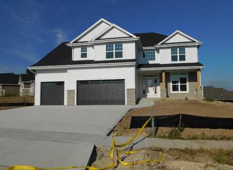 728 Hummingbird Ct, Grafton, WI 53024