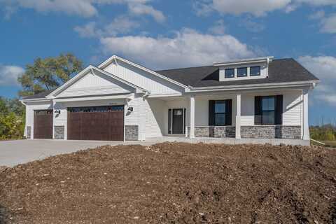 N74w17868 Mineral Dr, Menomonee Falls, WI 53051