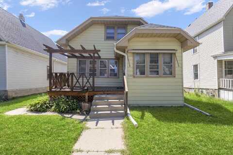 1947 S 28th St, Milwaukee, WI 53215