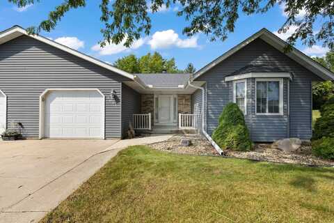 2008 Hilltop Dr, West Bend, WI 53095