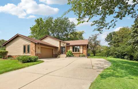 335 N 167th St, Brookfield, WI 53005