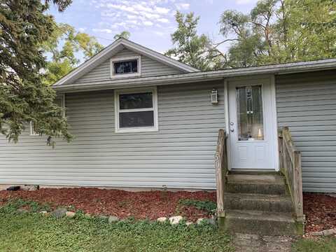 507 Legion Dr, Twin Lakes, WI 53181