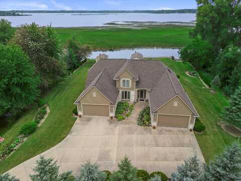 7850 E Wind Lake Rd, Waterford, WI 53185