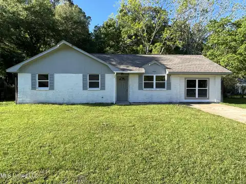 1500 Riverside Drive, Gautier, MS 39553