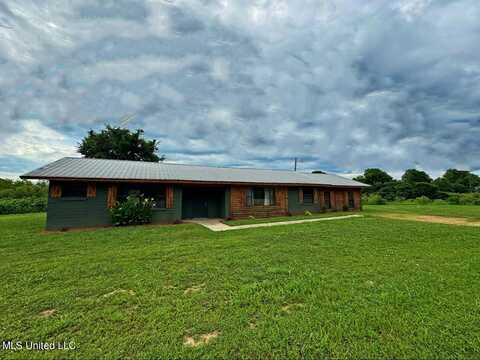 727 Old Benton Road, Yazoo City, MS 39194