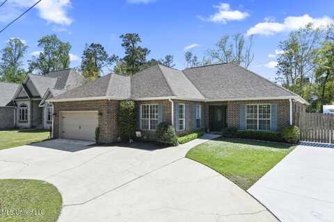 6450 Kalipekona Way, Diamondhead, MS 39525