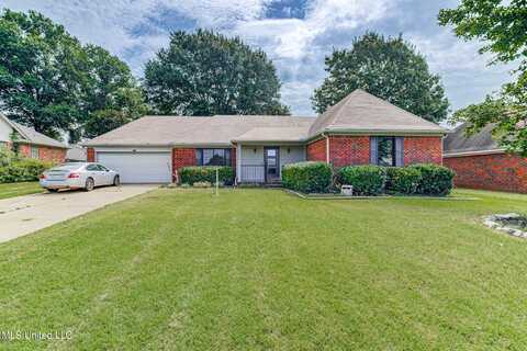 5210 Pear Drive, Southaven, MS 38671