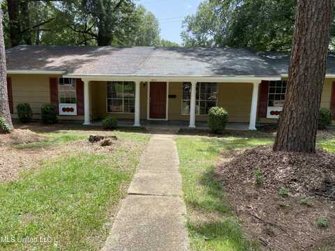 1215 Garden Park Drive, Jackson, MS 39204