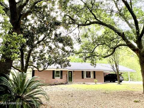 703 Herrick Avenue, Pascagoula, MS 39567