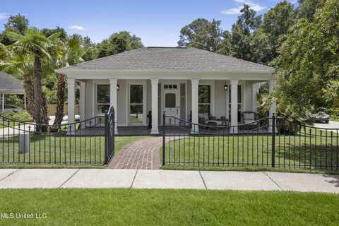 1529 Magnolia Street, Gulfport, MS 39507