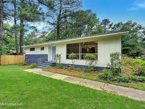 4325 Ridgewood Road, Jackson, MS 39211