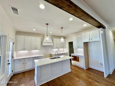 6612 Grand Oak Lane, Southaven, MS 38672