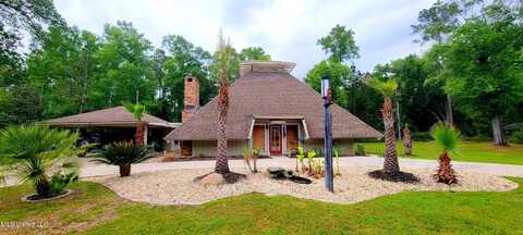 8332 Makiki Drive, Diamondhead, MS 39525