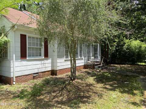 136 N Sunset Terrace, Jackson, MS 39212