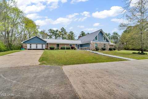 400 Denton Drive, Raleigh, MS 39153