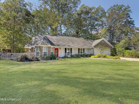 419 Walnut Grove Drive, Pearl, MS 39208