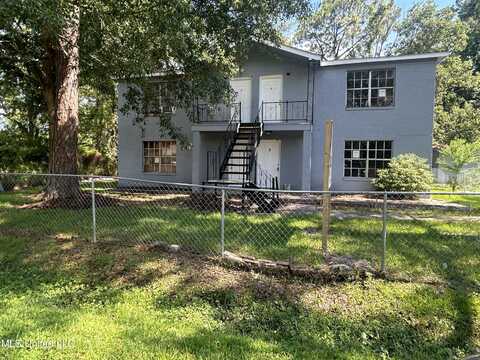 6418 Walnut Street, Moss Point, MS 39563