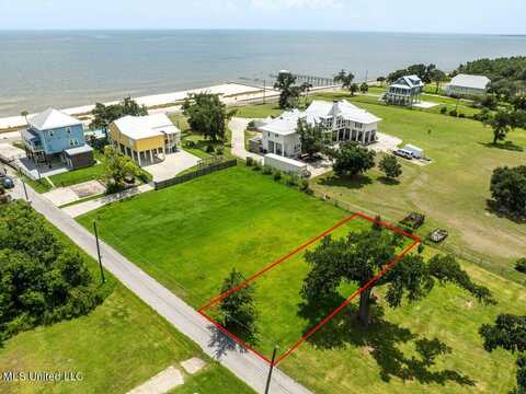 117 Dane Road, Waveland, MS 39576