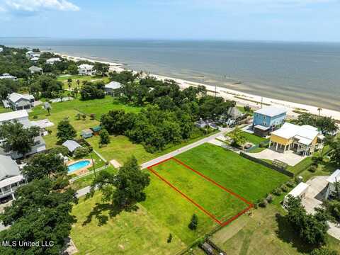 115 Dane Road, Waveland, MS 39576