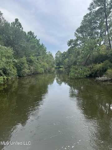 713 E North Street, Pass Christian, MS 39571