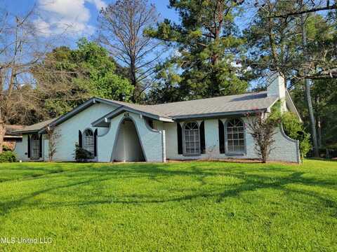 415 Bruin Avenue, Pearl, MS 39208