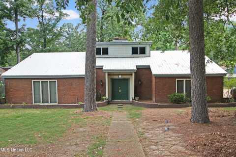 204 Glen Cove Road, Brandon, MS 39047