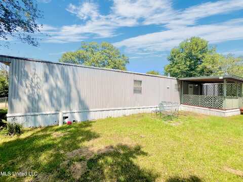 305 Churchill Street, Crystal Springs, MS 39059