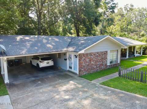 4420 Ridgewood Road, Jackson, MS 39211